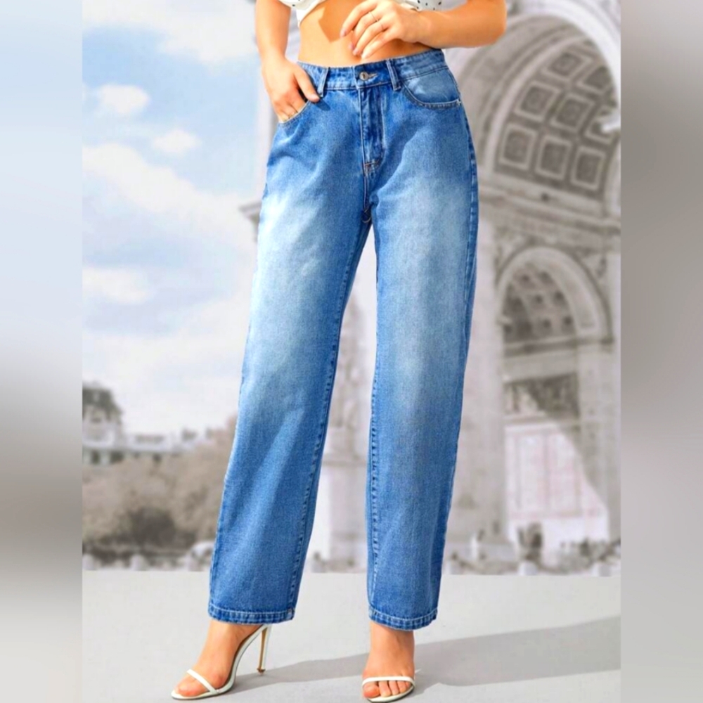 Frenchy Solid Straight Leg Jeans Size 30
